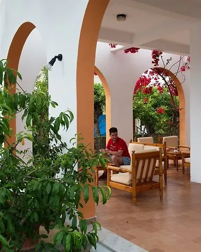 Hotel Laura Lambi (Kos)