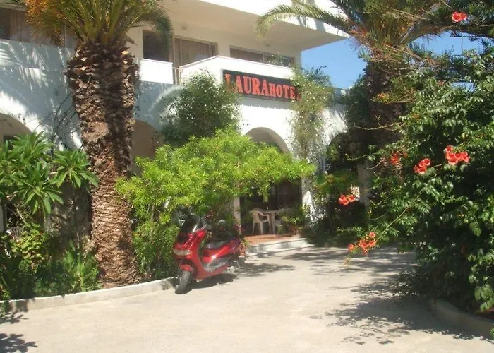 Laura Hotel