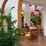 فندق Laura لامبي