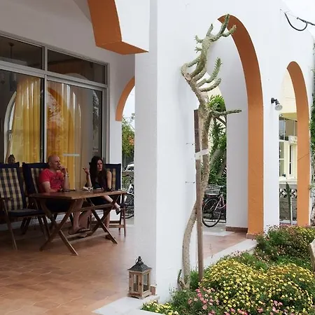 Hotel Laura Lambi (Kos)