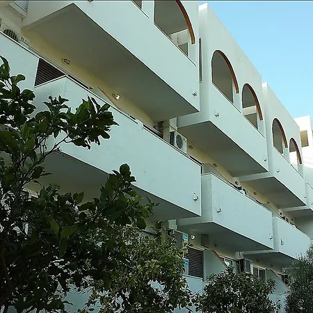 Hotel Laura
